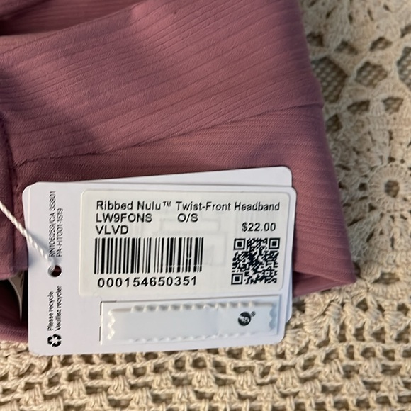 NWT-Lululemon Women’s Ribbed Nulu Twist Front Headband - Picture 7 of 8